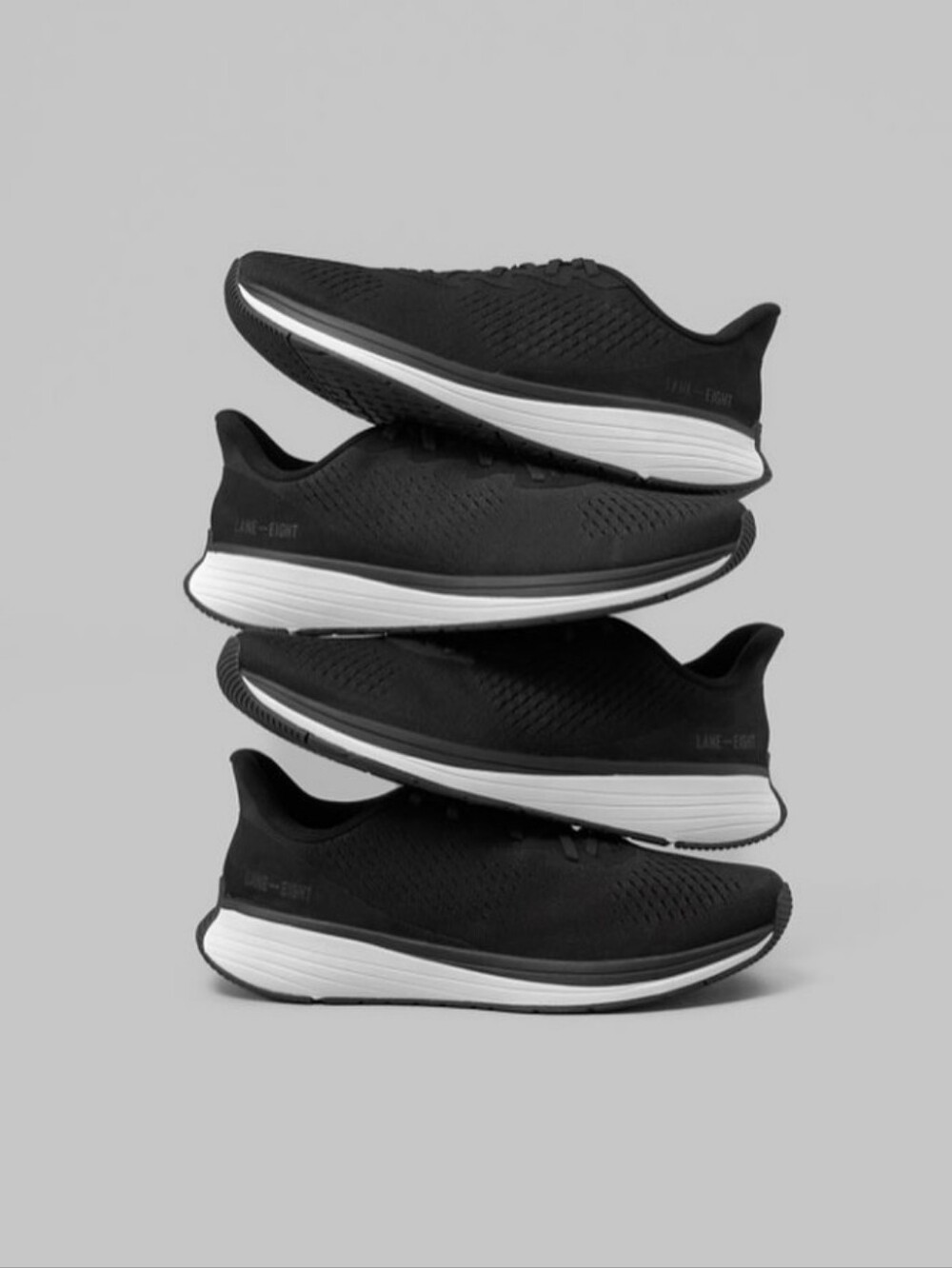 NEW LANE EIGHT RELAY TRAINER BLACK 10 Women Athletic Sneaker Arch Support